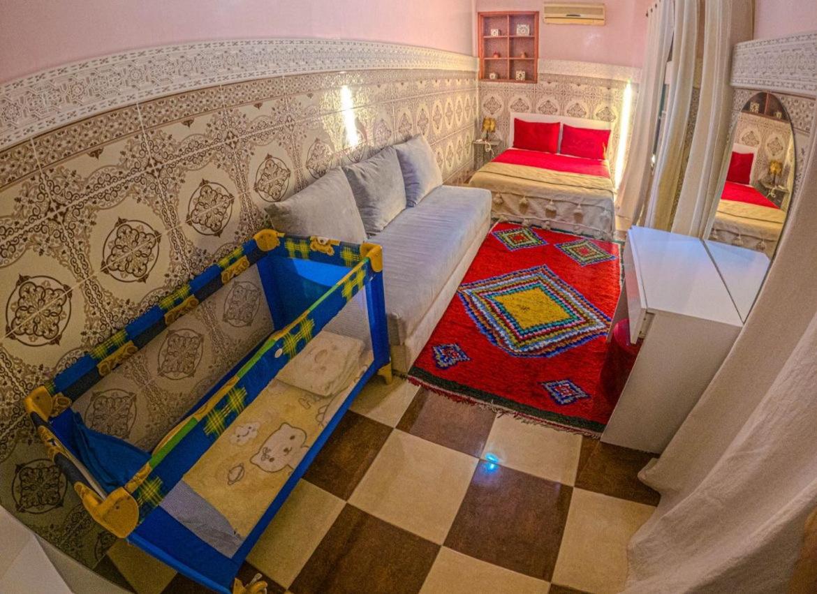 riad msholidays - privatisé jusqu'à 8 personnes - jacuzzi Marrakesh Exterior foto