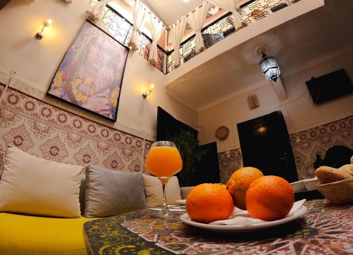 riad msholidays - privatisé jusqu'à 8 personnes - jacuzzi Marrakesh Exterior foto